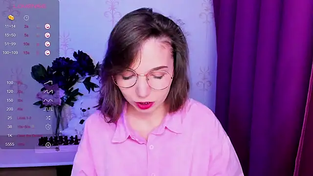 Snapshot of KindHazelHere_ chatting on 02.03.26 KindHazelHere online show from 02.03.26