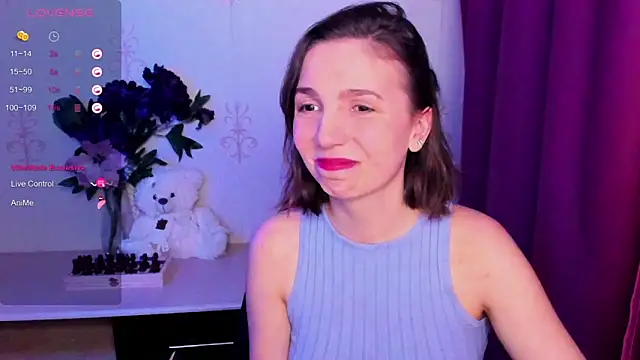 Snapshot of KindHazelHere_ chatting on 02.15.26 KindHazelHere online show from 02.15.26