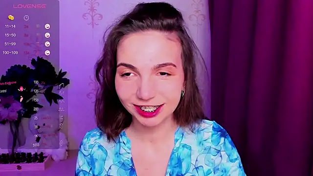 Snapshot of KindHazelHere_ chatting on 03.03.26 KindHazelHere online show from 03.03.26