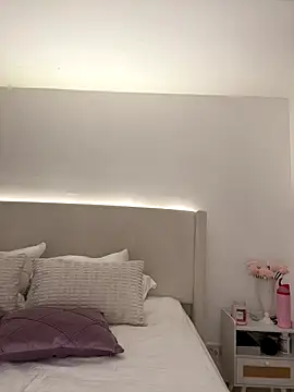 Bella cutte  online show from 12.04.25