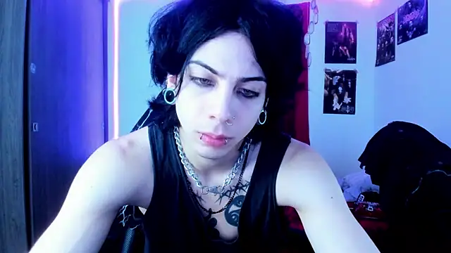 dussk  online show from 02.20.25