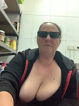 eroticjessitop online show from 03.17.25