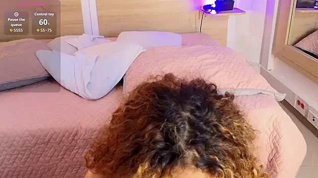  nickypurple  online show from 10.23.25