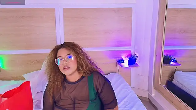  nickypurple  online show from 02.11.26