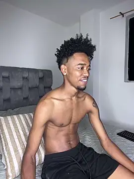 matatanlove online show from 02.13.25