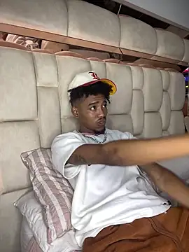 matatanlove online show from 02.28.25