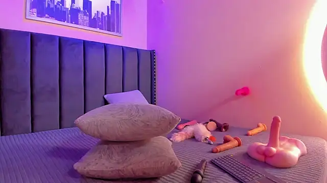 ashlye miller  online show from 01.12.25