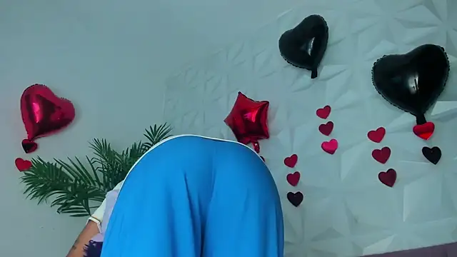 Hellen Sky online show from 03.19.26