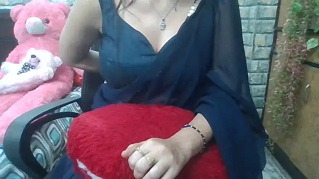 Sexy iknoor online show from 03.13.25