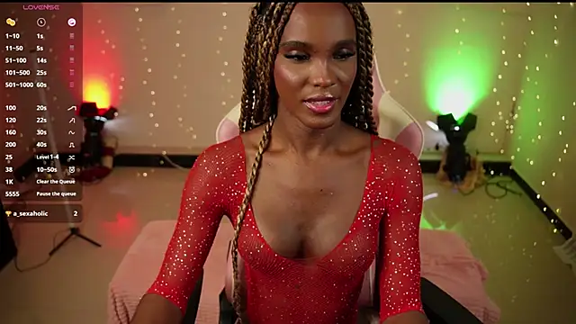 Snapshot of LuanaRisque chatting on 09.15.25 LuanaRisque online show from 09.15.25