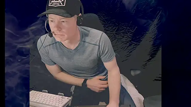 Snapshot of GymyXY chatting on 02.19.25 GymyXY online show from 02.19.25