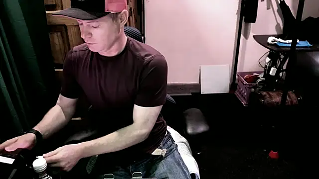 Snapshot of GymyXY chatting on 03.02.25 GymyXY online show from 03.02.25