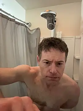 Snapshot of GymyXY chatting on 10.24.25 GymyXY online show from 10.24.25