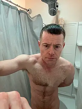 Snapshot of GymyXY chatting on 11.02.25 GymyXY online show from 11.02.25