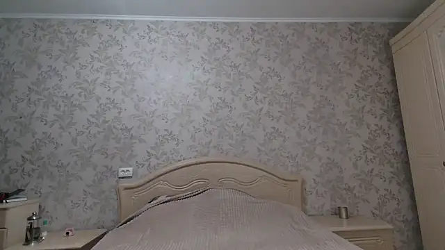 Alexandra Meow online show from 12.16.25