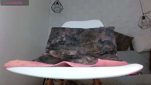 wendy rivera  online show from 01.09.25