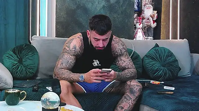 masterkingofmusclee online show from 12.05.24