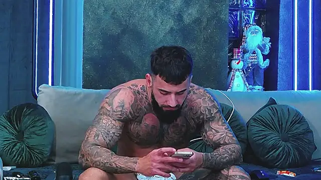 masterkingofmusclee online show from 12.05.24