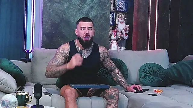 masterkingofmusclee online show from 12.31.24