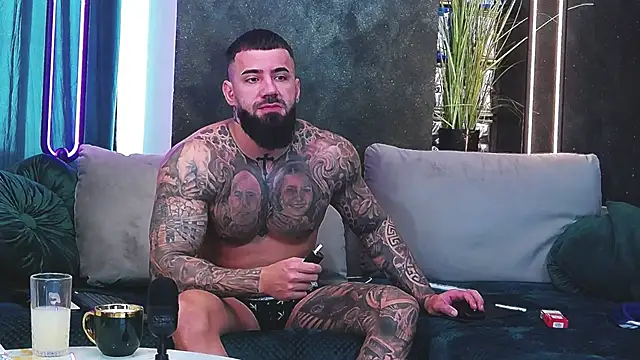 masterkingofmusclee online show from 01.07.25