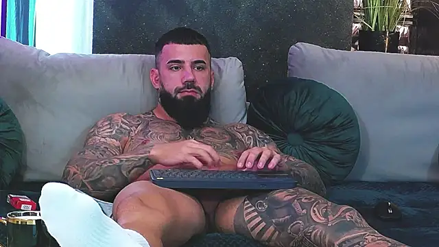 masterkingofmusclee online show from 01.09.25