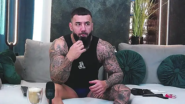 masterkingofmusclee online show from 01.17.25