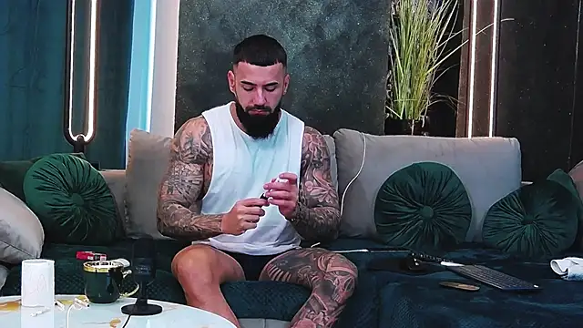 masterkingofmusclee online show from 02.07.25