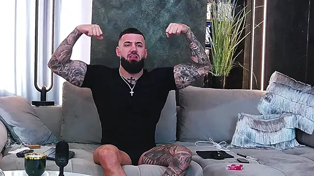 masterkingofmusclee online show from 03.11.25