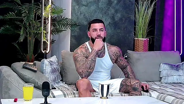 masterkingofmusclee online show from 11.25.25