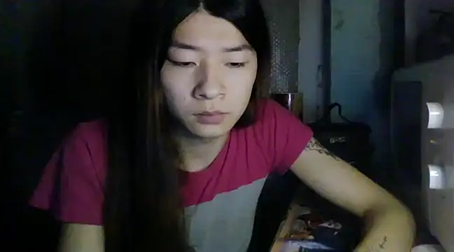 CarlyJoy online show from 02.12.25