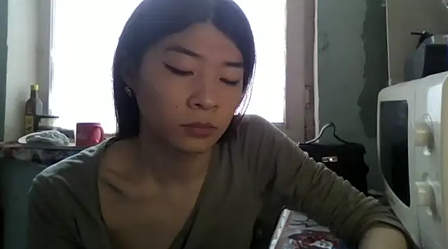 CarlyJoy online show from 03.02.25