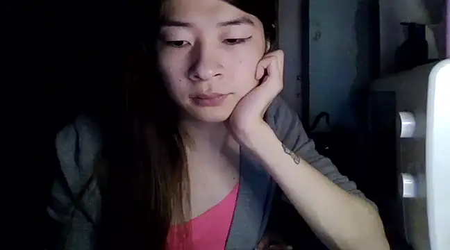 CarlyJoy online show from 03.06.25