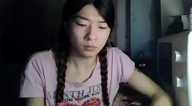 CarlyJoy online show from 03.17.25