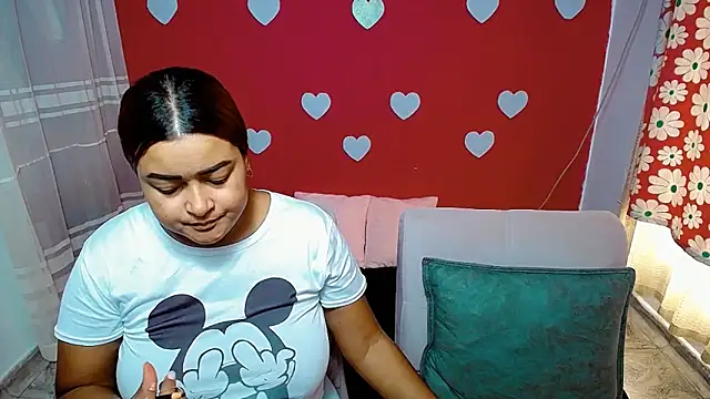 Snapshot of violeta_rous chatting on 06.03.26 violeta rous online show from 06.03.26