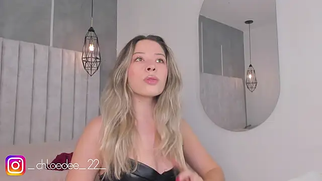 chloe d online show from 02.03.25