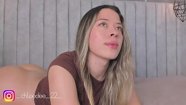 chloe d online show from 02.15.25