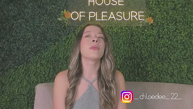 chloe d online show from 10.06.25