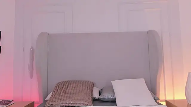 chloe d online show from 10.30.25