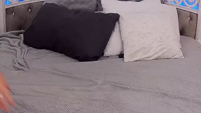 CrissyTaylor online show from 12.29.24