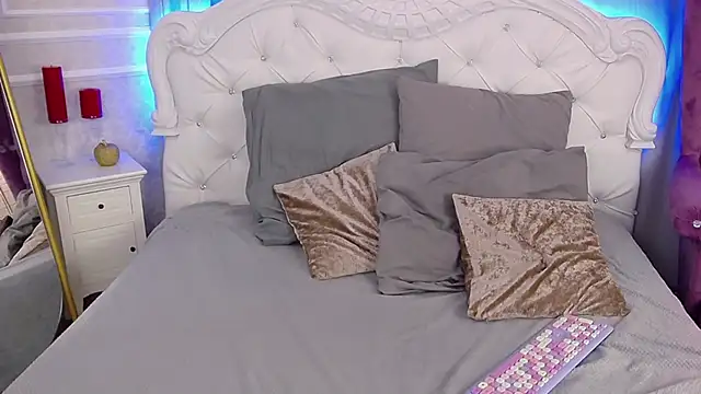 CrissyTaylor online show from 03.17.25