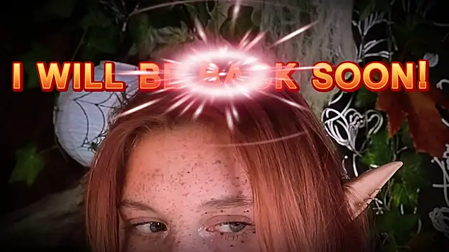 Snapshot of Sunny_Mouse_ chatting on 11.11.25 Sunny Mouse online show from 11.11.25