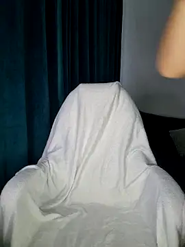 Flower Pow3r online show from 11.04.25