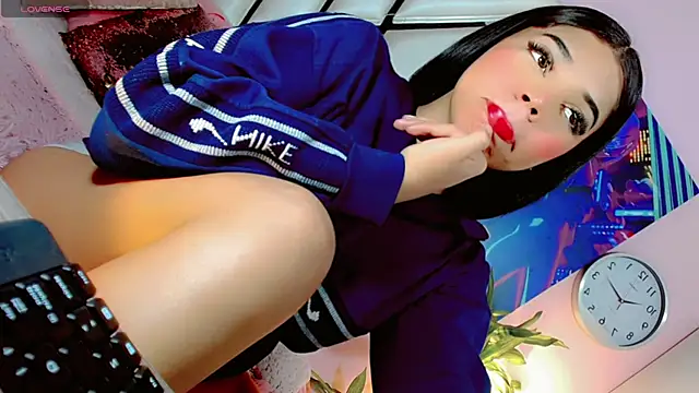 Snapshot of Hannahsmit chatting on 01.31.25 Hannahsmit online show from 01.31.25