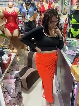 ROSALIALUCY online show from 01.14.25