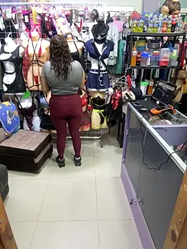 ROSALIALUCY online show from 10.07.25