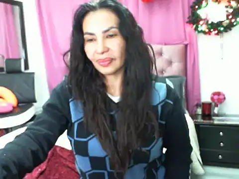 Snapshot of salome__milf chatting on 03.11.25 salome milf online show from 03.11.25