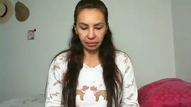 Snapshot of salome__milf chatting on 10.09.25 salome milf online show from 10.09.25