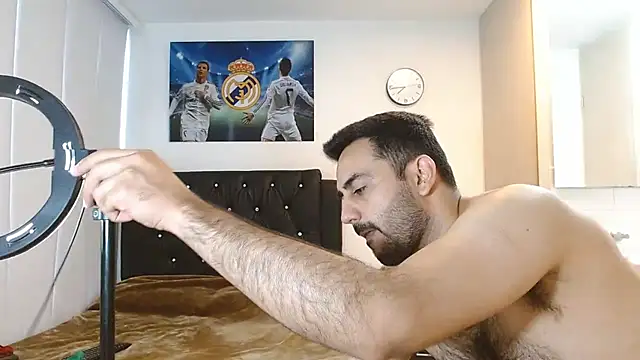 Snapshot of omarmohammedhot2 chatting on 12.08.24 omarmohammedhot2 online show from 12.08.24