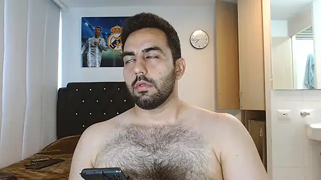 Snapshot of omarmohammedhot2 chatting on 12.20.24 omarmohammedhot2 online show from 12.20.24