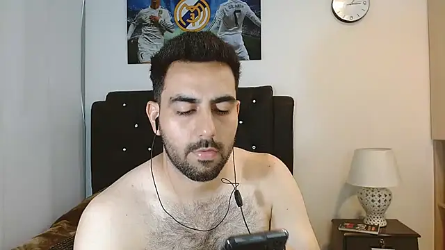 Snapshot of omarmohammedhot2 chatting on 03.05.25 omarmohammedhot2 online show from 03.05.25